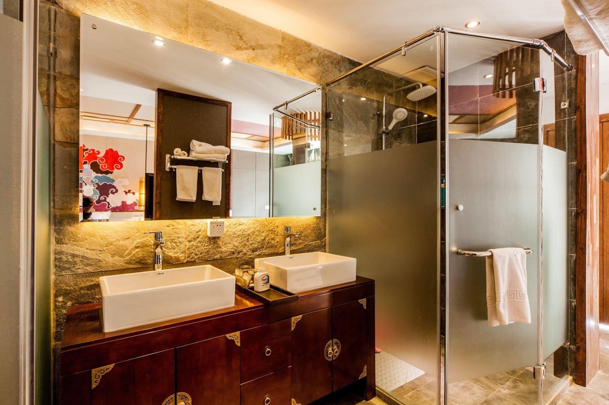 Lijiang Liman Hotel Екстериор снимка